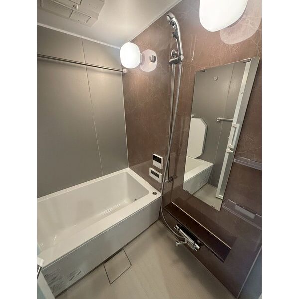 バス・シャワールーム