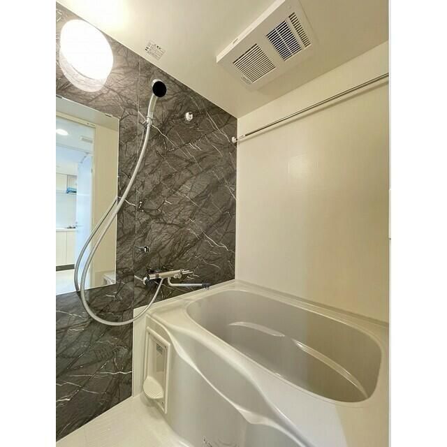 バス・シャワールーム　お風呂です