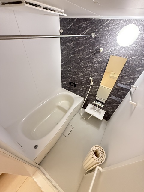 バス・シャワールーム　別部屋参考写真です