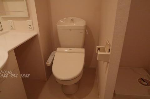 トイレ　シャワー付トイレ