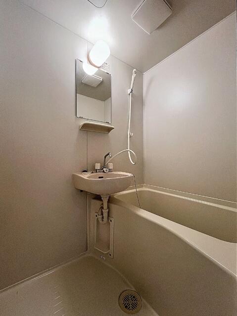 バス・シャワールーム　同仕様