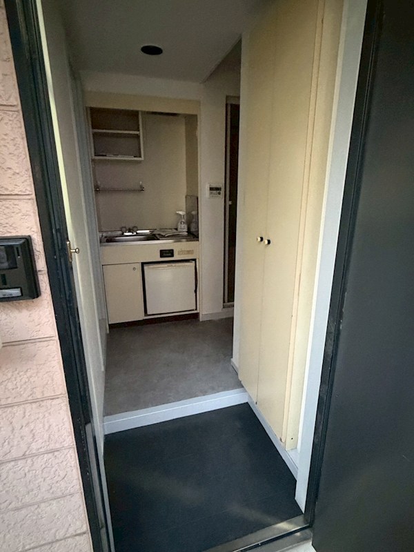 玄関　別部屋参照