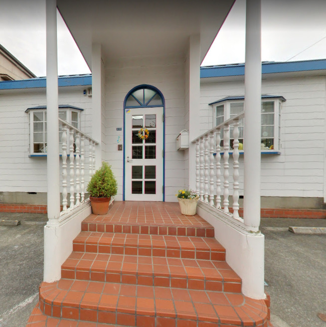 病院　スマイルこどもクリニック（病院）まで744m