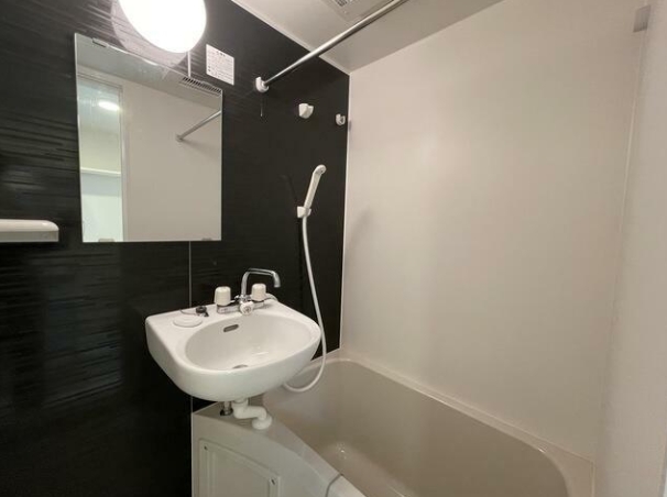 バス・シャワールーム　お風呂です