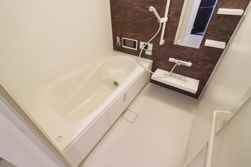 バス・シャワールーム　図面と現状に相違がある場合には現状を優先