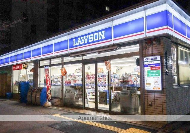 コンビニ　ローソン（コンビニ）まで157m