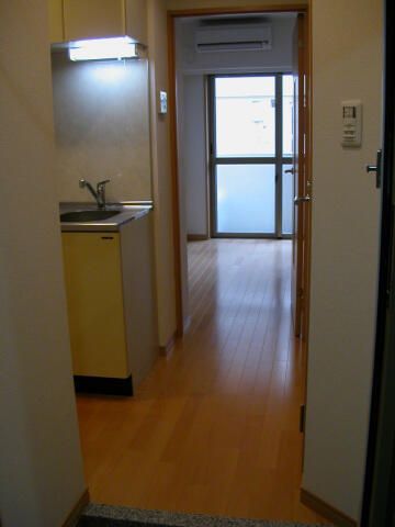 玄関　※別部屋写真参照