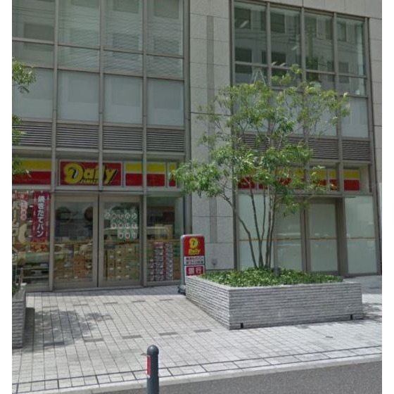 コンビニ　デイリーヤマザキ横浜山下町店（コンビニ）まで240m