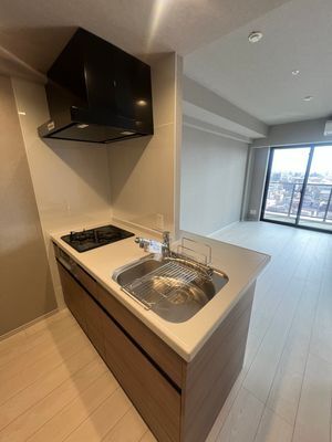 キッチン　コンパクトなキッチンで掃除もラクラク