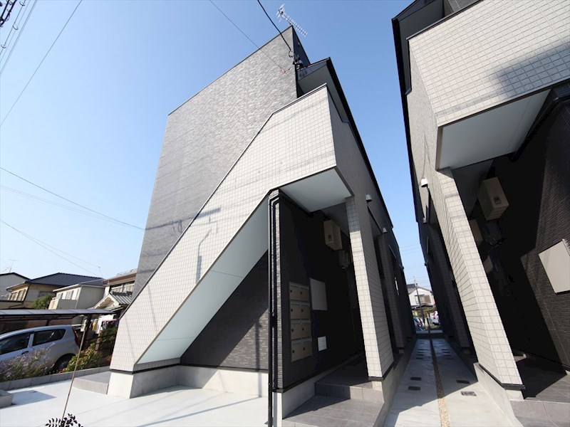 建物外観　外観　デザイナーズ　光インターネット無料