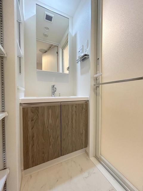 洗面設備　同仕様