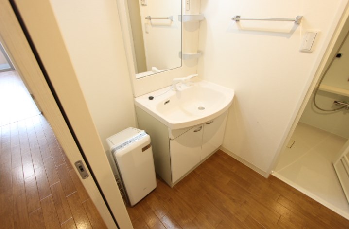 洗面設備　※別部屋参考画像