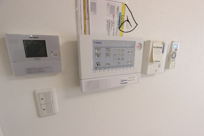 セキュリティ　※別部屋参考画像