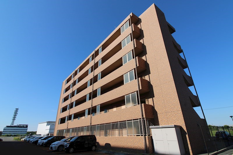 建物外観　新潟市民病院近くのマンション