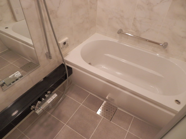 バス・シャワールーム　バス※別部屋参考写真