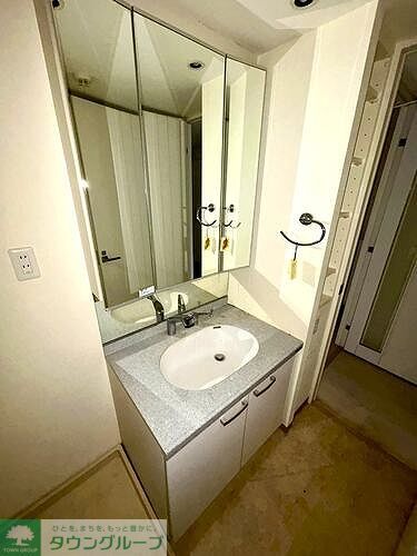 洗面設備　独立洗面台