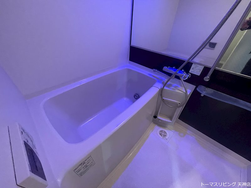 バス・シャワールーム　風呂