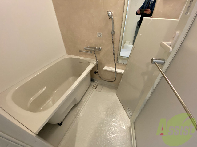 バス・シャワールーム