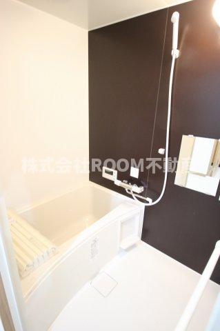 バス・シャワールーム　お風呂で日々の疲れを落としましょう