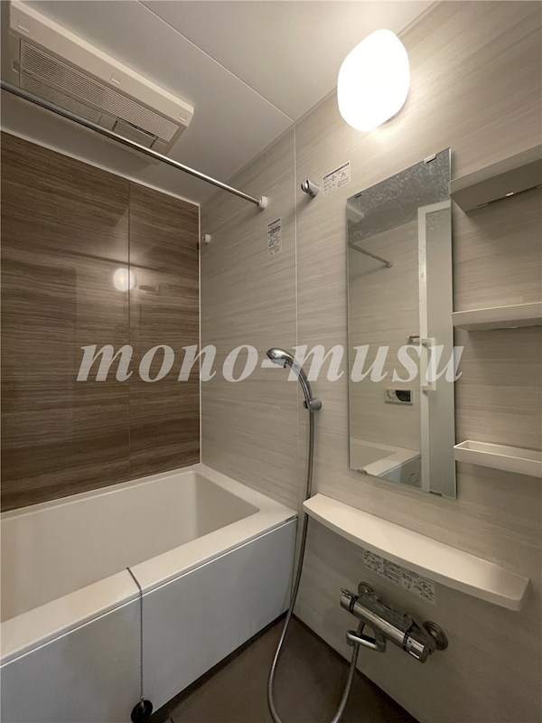 バス・シャワールーム　別部屋参考写真