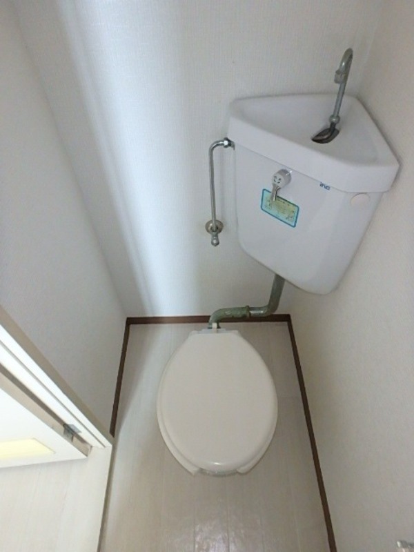 トイレ　図面と現状に相違がある場合には現状を優先