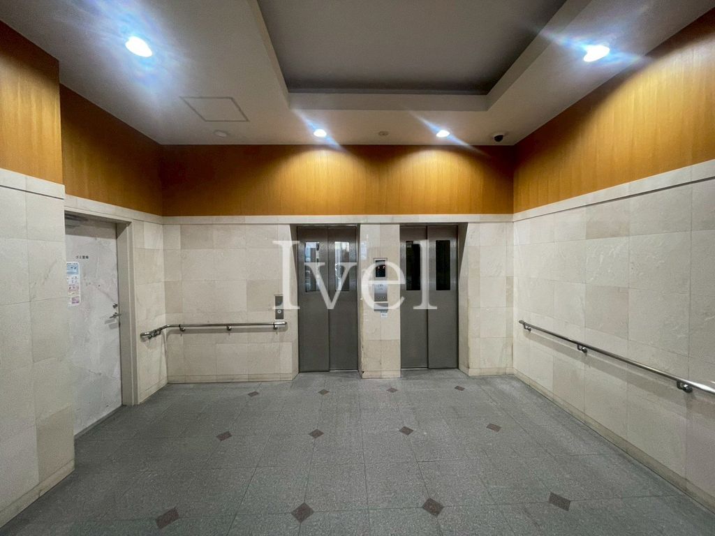 ロビー　エントランス