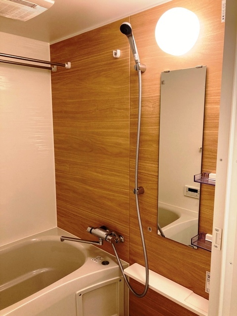 バス・シャワールーム　※写真は同タイプ住戸です。