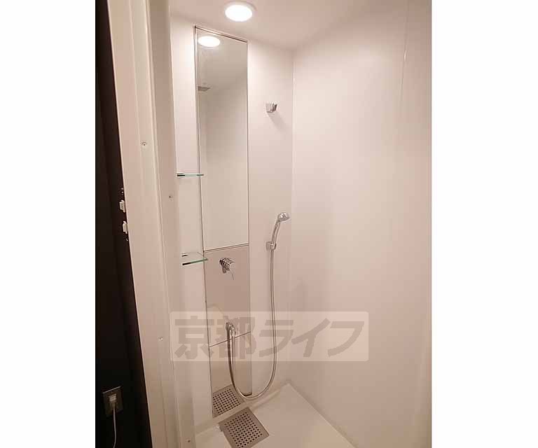 バス・シャワールーム　室内大改装！シャワールーム