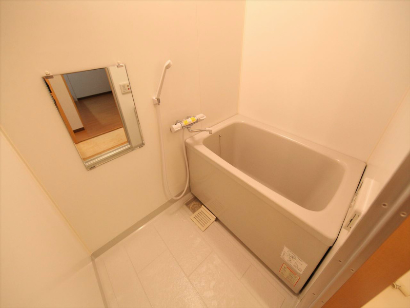 バス・シャワールーム　バスルーム　追焚き　オートバス