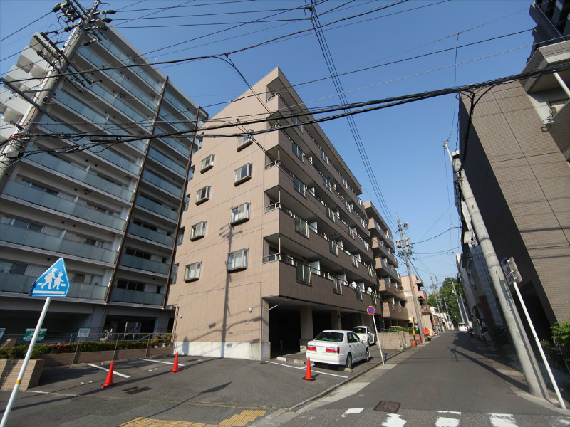 建物外観　外観　オートロック　防犯カメラ