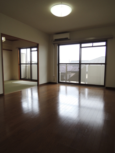 居室・リビング　ＬＤＫ１１．８帖