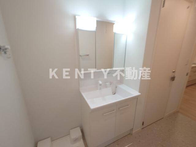 洗面設備　忙しい朝には欠かせない洗面所です