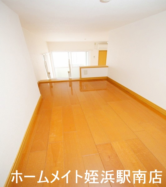 眺望　★ロフトは、寝室としても収納としても★※別部屋参考写真