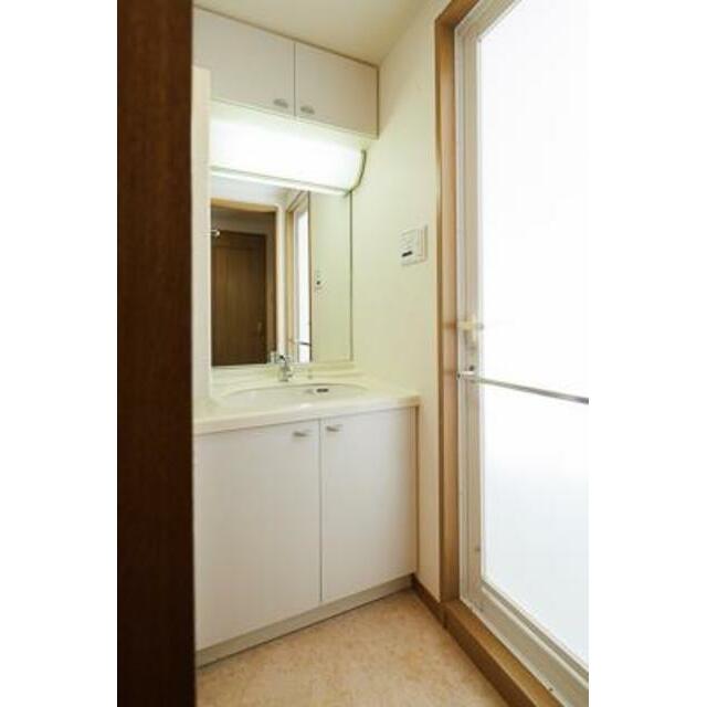 洗面設備　※写真は同タイプ住戸です。
