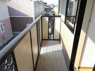 バルコニー　写真は202号室です（参考）