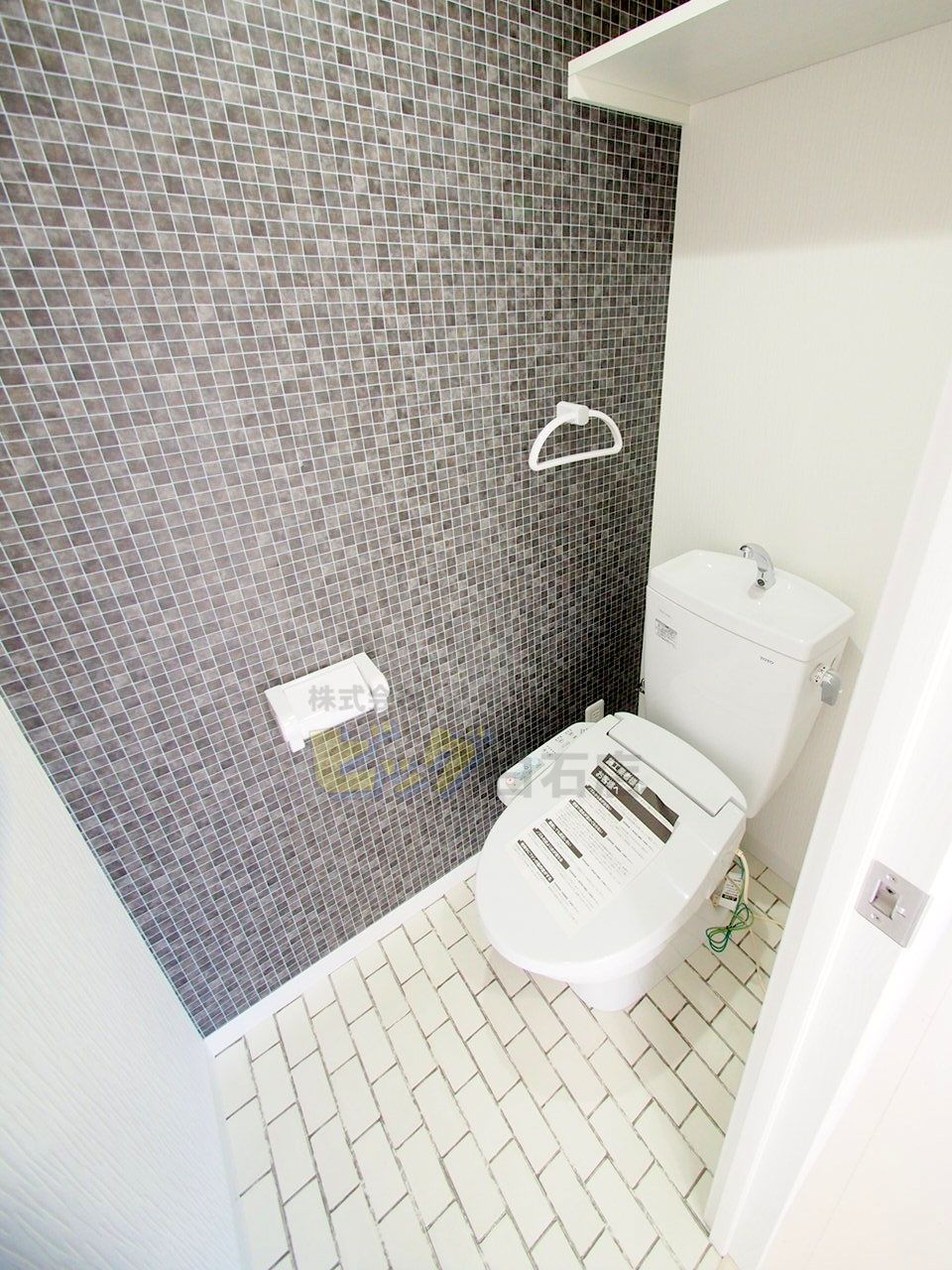 トイレ　ウォシュレット付きのトイレです♪