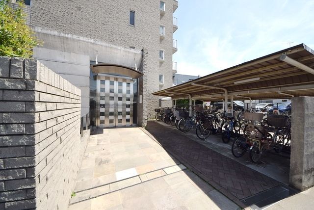 エントランス　★エントランスです★