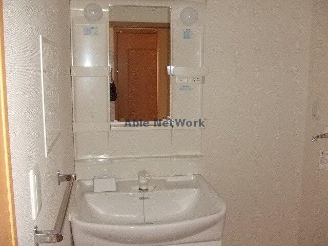 洗面設備　同型タイプ