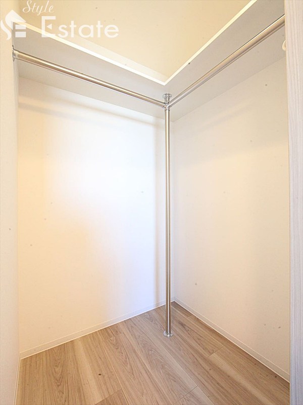 収納　ウォークインクローゼット