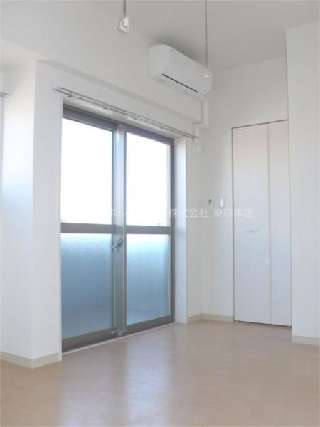 居室・リビング　※別部屋参考写真