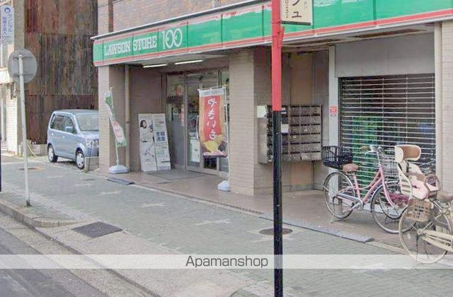 コンビニ　ローソンストア１００（コンビニ）まで370m