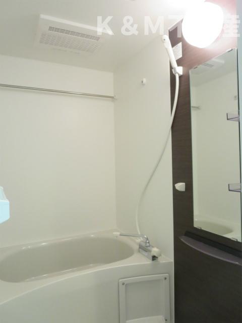 バス・シャワールーム　日々の暮らしに欠かせないお風呂です