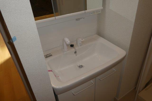 洗面設備　洗髪洗面化粧台