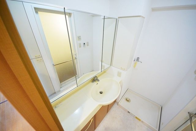 洗面設備　洗面所