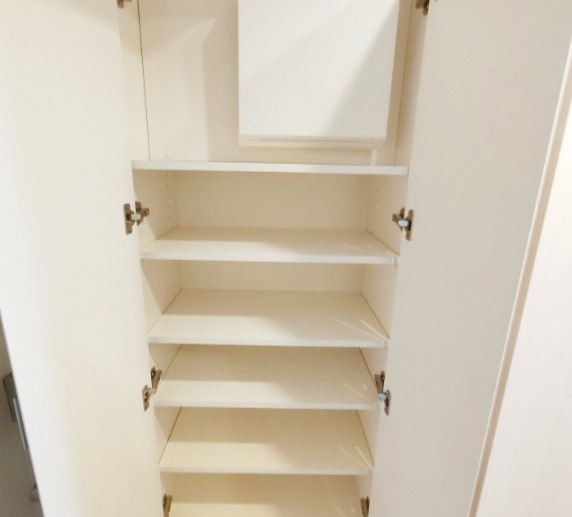 収納　イプセ御成門