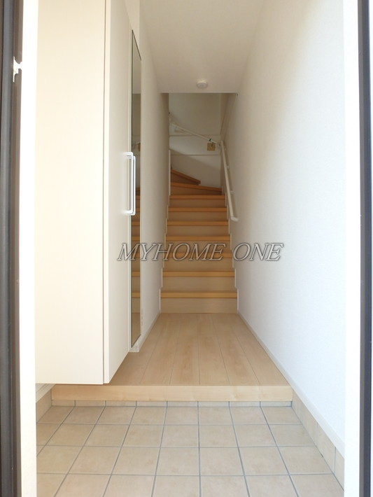 玄関　玄関ホール