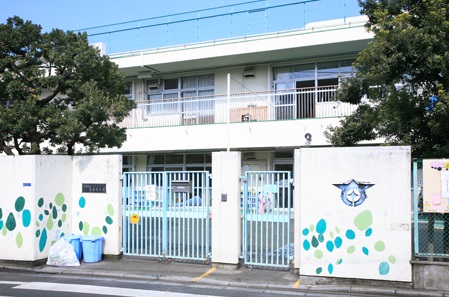 幼稚園・保育園　区立高畑保育園（幼稚園・保育園）まで186m