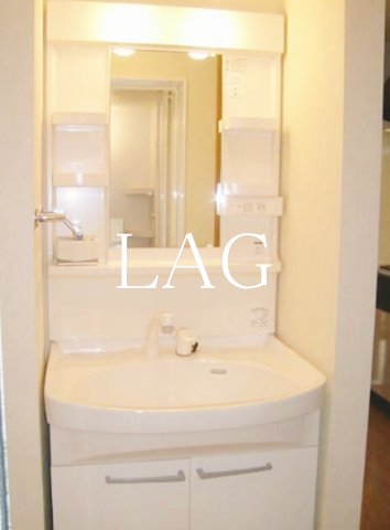 洗面設備　洗面台です。