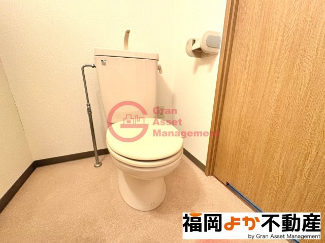 トイレ　トイレもきれいです
