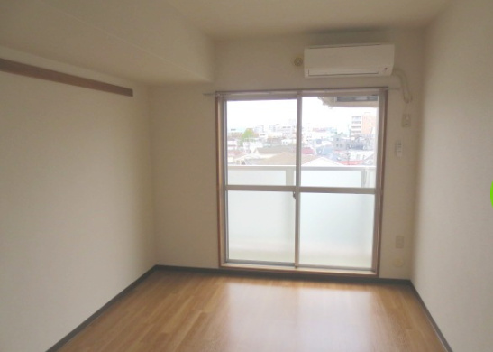 居室・リビング　ポート旗の台